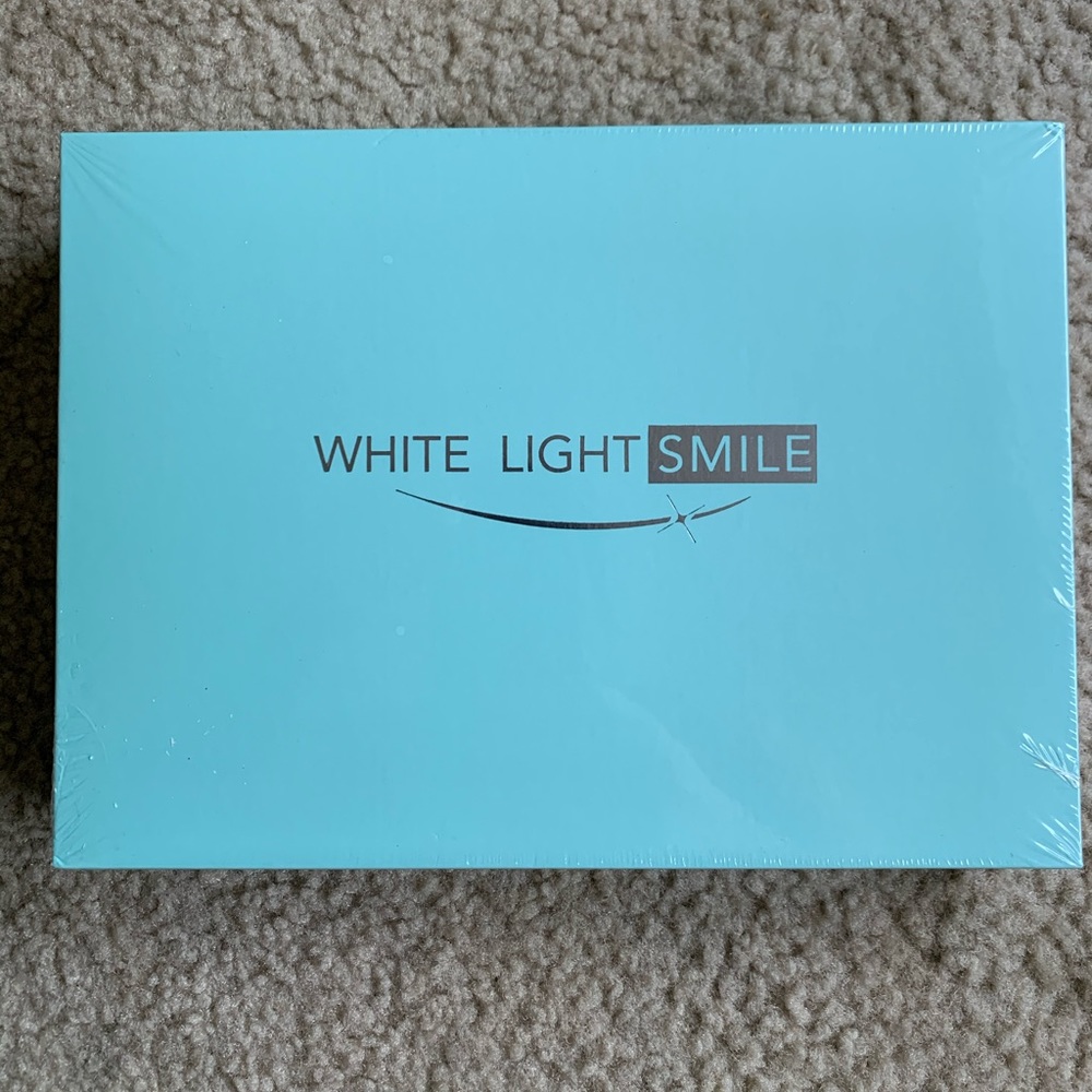Brand new - White light smile kit